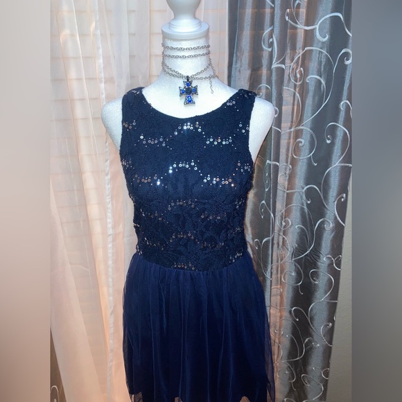 SPEECHLESS Navy Sequins Sparkling Sleeveless Tulle Lace Lined Lace Midi  Size 5 - Picture 5 of 11